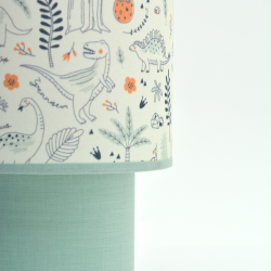 CASPER - Lampe de table enfant à motifs dinosaures en coton et viscose - Ø17 cm